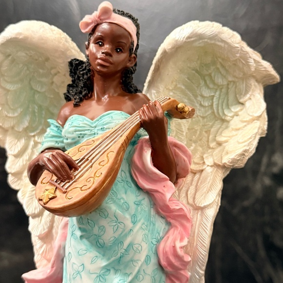 Angel Playing Lute Figurine - Picture 15 of 16